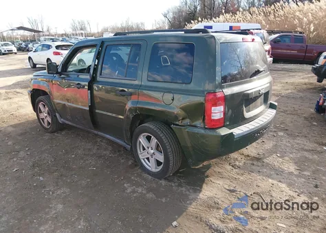 2008 Jeep Patriot Sport z USA, uszkodzony, nr VIN 1J8FT28068D540287